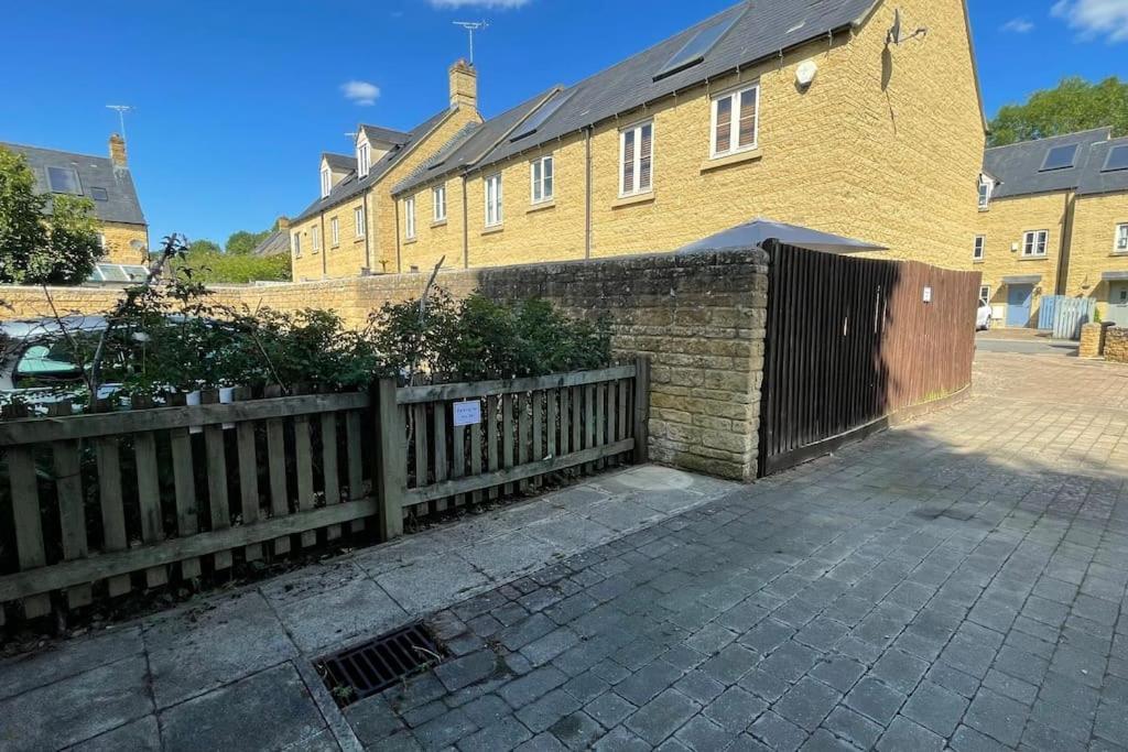 Cosy Cotswolds Holiday home *