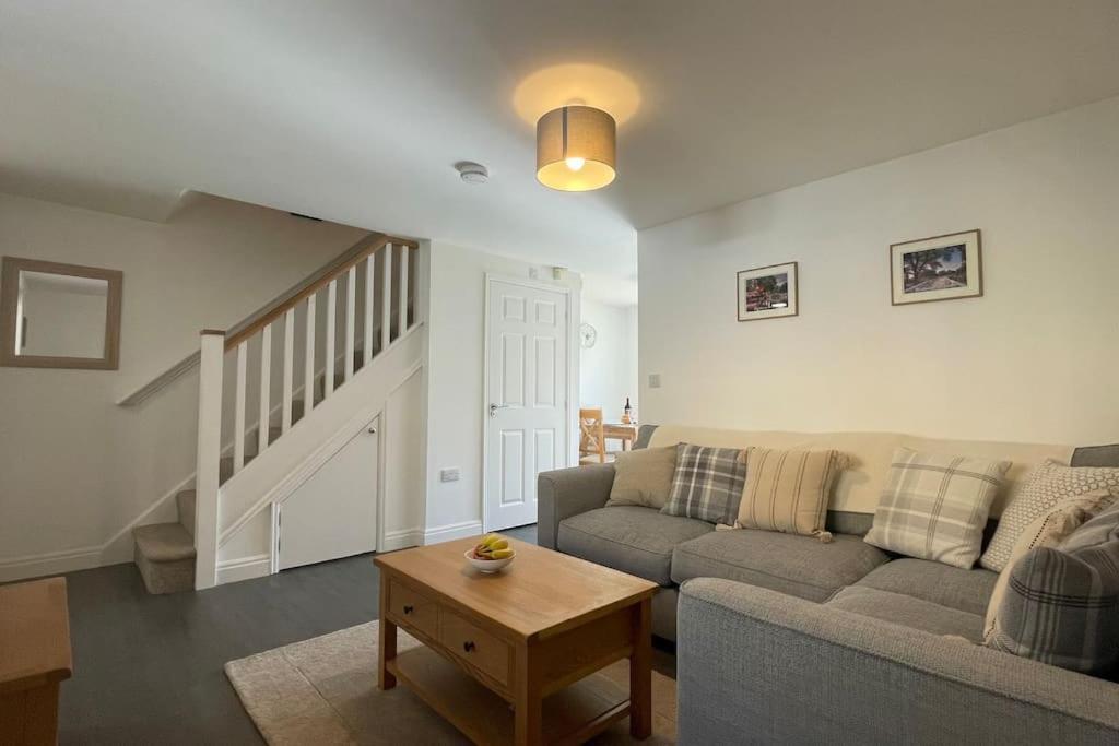 Cosy Cotswolds *